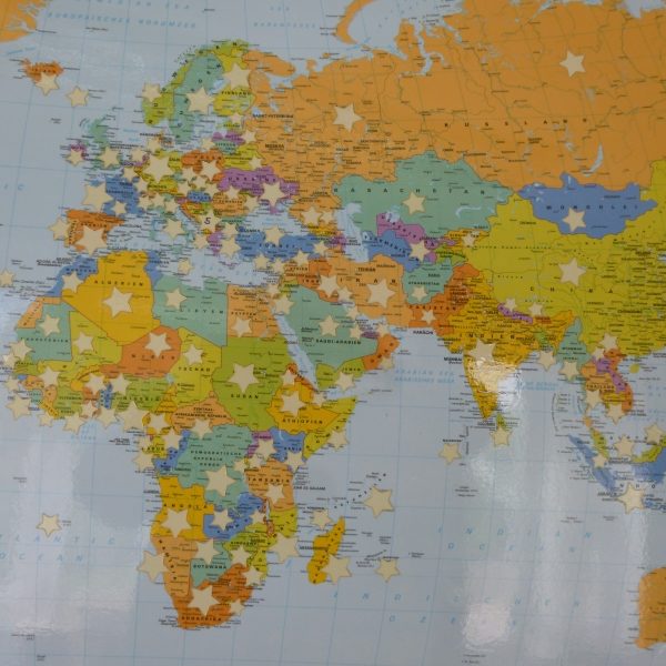 Kanaan-Zentren, Literatur in aller Welt