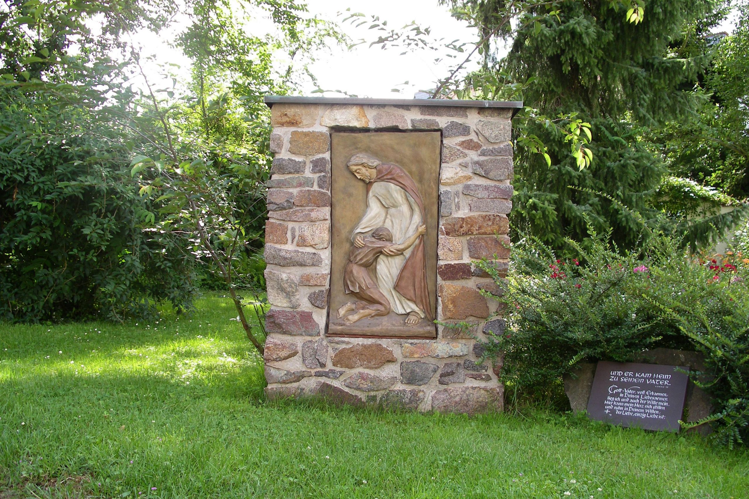 Heimkehr zum Vater, Relief "Verlorener Sohn"