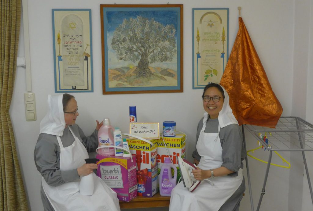 아버지의 신실하심은 세탁부 자매들에게도 아버지의 신실하심은 세탁부 자매들에게도